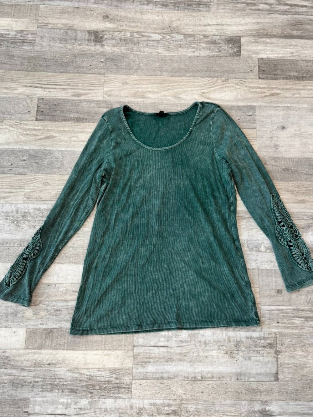 Torrid green ribbed knit top long sleeve crochet lace size 2X M40